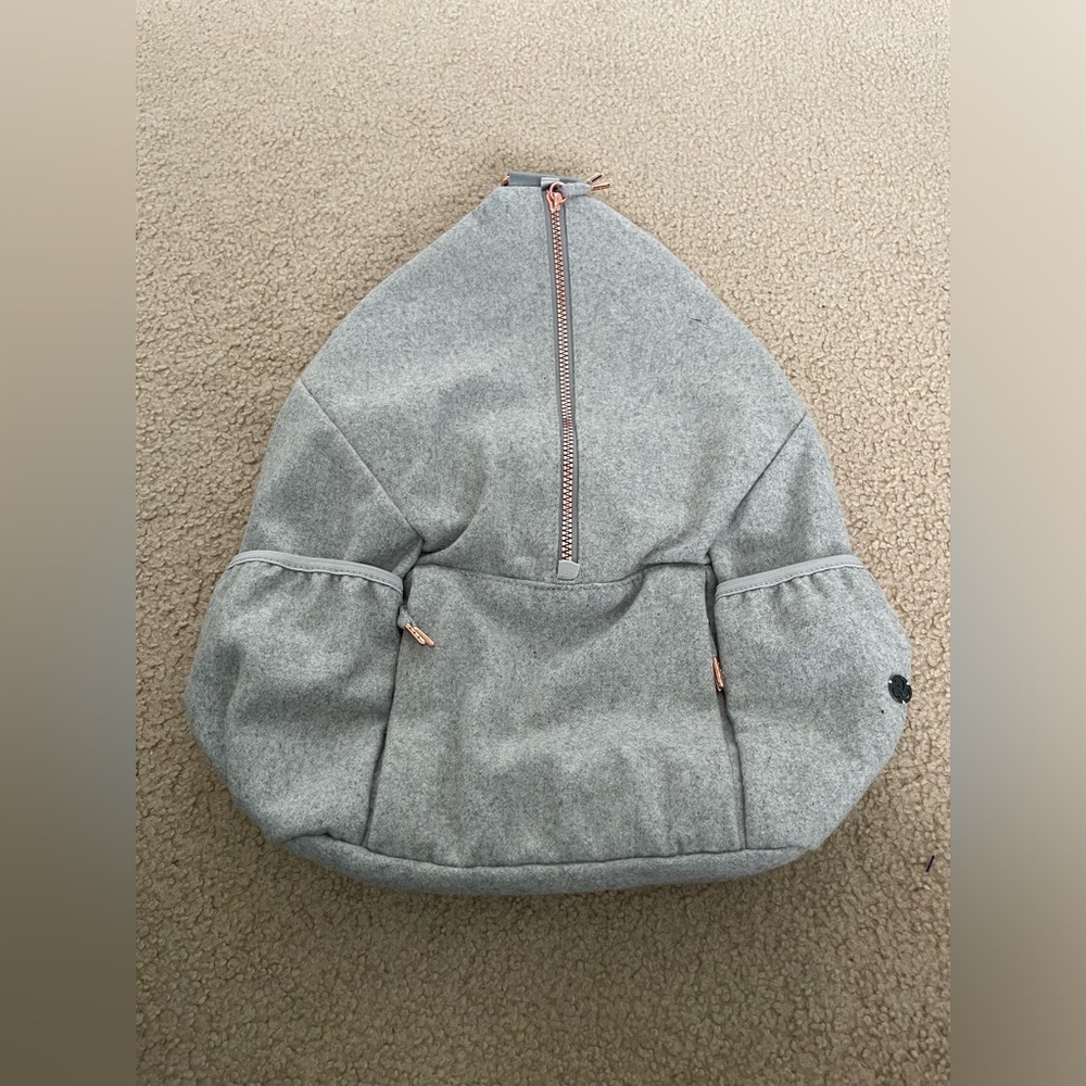 Zella Felt Heathered Gray Crossbody Backpack